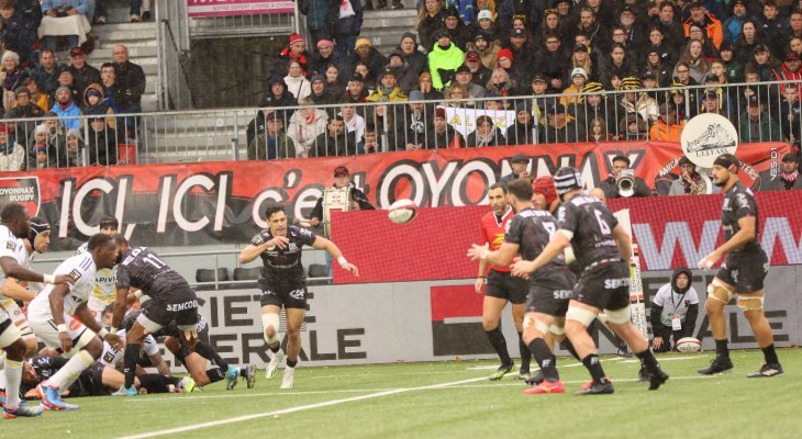 Oyonnax Rugby bat le champion d'Europe
La Rochelle 19 à 17