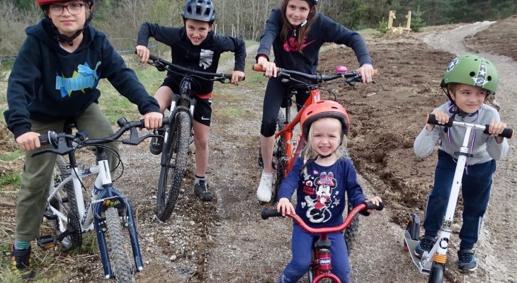 Projet intergénérationnel avec randonnées VTT