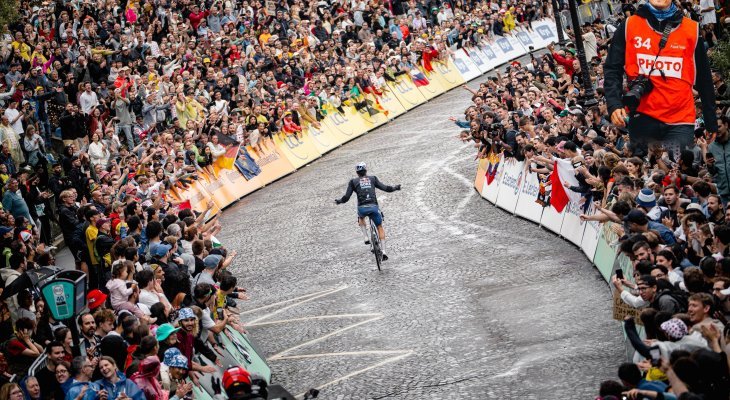 Une photo mythique
qui révèle Quentin Joly