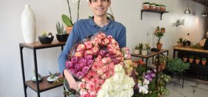 Le nouveau fleuriste
a le Vert tige
dans sa boutique