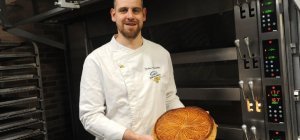 Julien Gauthier concourt
sur une galette aux amandes