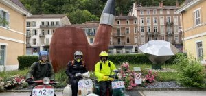 Rencontre fortuite avec...
180 Vespa de passage !